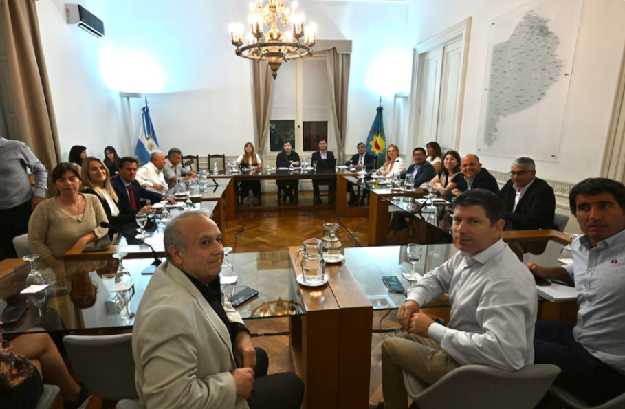 Kicillof obtuvo dictamen para el pedido de deuda y espera la aprobación del Presupuesto 2026