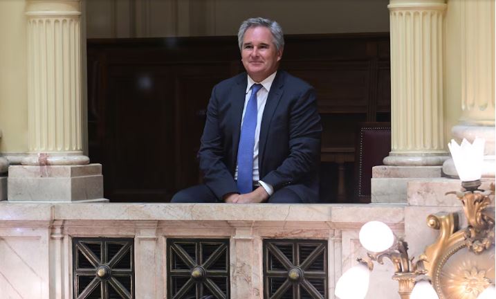 El Senado analizará más de 100 ascensos diplomáticos demorados y crece la presión en Cancillería