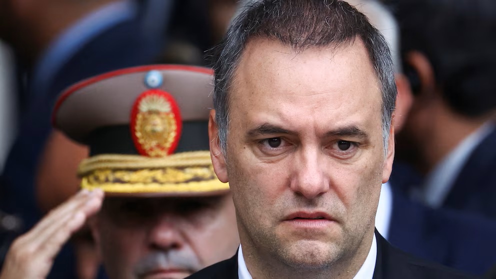 Adorni debe justificar gastos por encima de sus ingresos y más de US$400.000 ante la Justicia